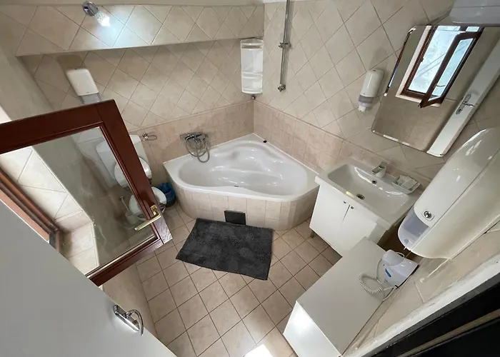 Old Town Insula זאדאר