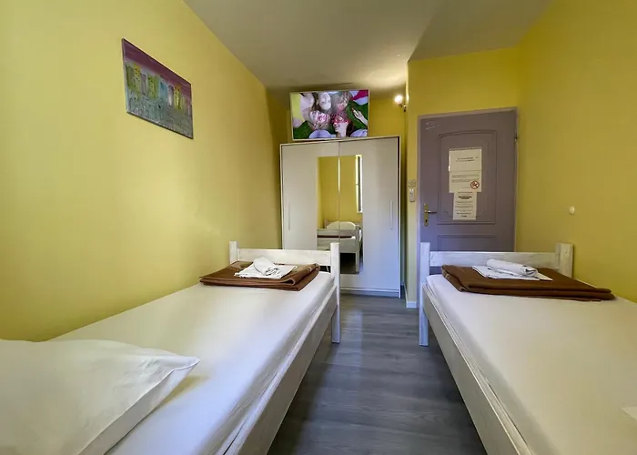 Old Town Insula דירה *